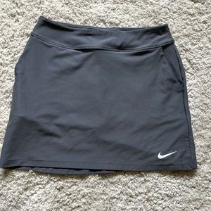 Nike grey golf skirt